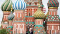 Le président russe Vladimir Poutine lors d'un discours sur la place Rouge pour les commémorations du 9-mai 1945, le 9 mai 2026 à Moscou
