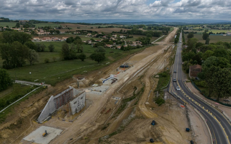 Chantier de l'autoroute A69 au niveau de Saint-Germain-des-Près, le 7 mai 2025