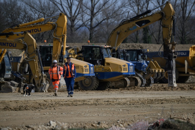 Sur le chantier de l'autoroute A69 près de Castres, le 27 février 2025