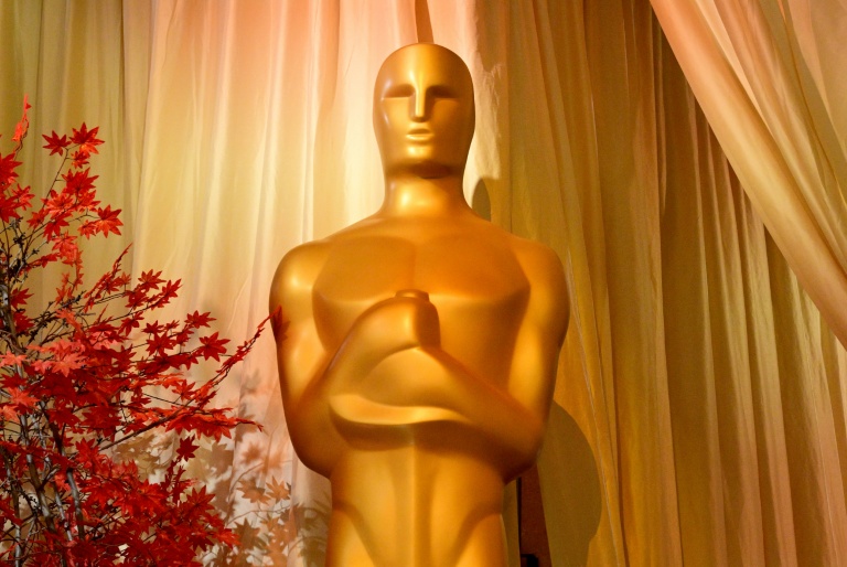 Une statue représentant un Oscar au Dolby Theatre  d'Hollywood, en Californie, le 14 mars 2026