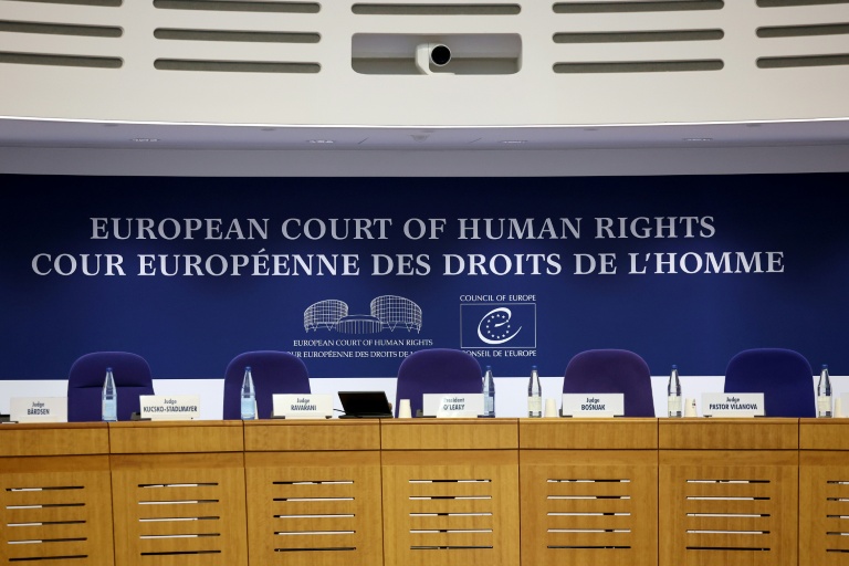 La Cour européenne des droits de l'homme (CEDH) a demandé aux autorités françaises leurs observations concernant le recours de Nicolas Sarkozy contre sa condamnation dans l'affaire des écoutes téléphoniques, dite 