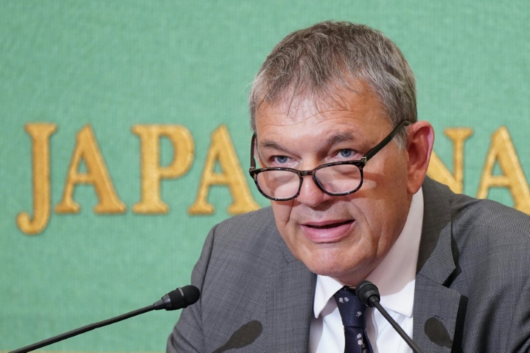 Le président de l'agence onusienne pour les réfugiés palestiniens (Unrwa), Philippe Lazzarini, s'exprime lors d'une conférence de presse à Tokyo, le 28 mai 2025