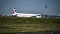 Un avion d'Air France sur le tarmac de l'aéroport d'Orly, le 24 juin 2020