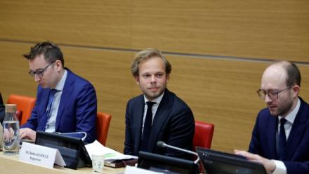 Le député UDR Charles Alloncle, rapporteur de la commission d'enquête sur l'audiovisuel public, le 8 avril 2026 à l'Assemblée nationale à Paris