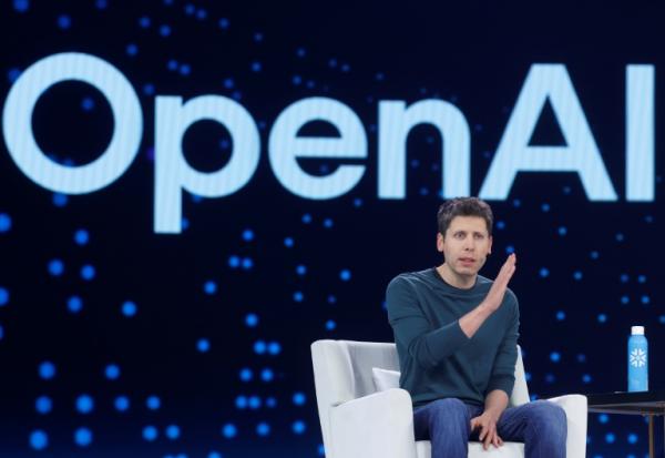 Le dirigeant d'OpenAI, Sam Altman, le 2 juin 2025 à San Francisco (Californie)