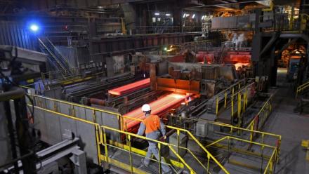 Sur le site d'ArcelorMittal à Dunkerque, le 11 février 2022
