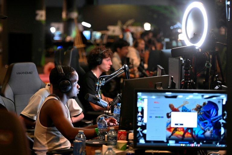 Des gamers participent au Zevent le 8 septembre 2024, à Montpellier