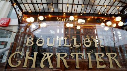 L'entrée du restaurant Bouillon Chartier Montparnasse, le 6 février 2019 à Paris