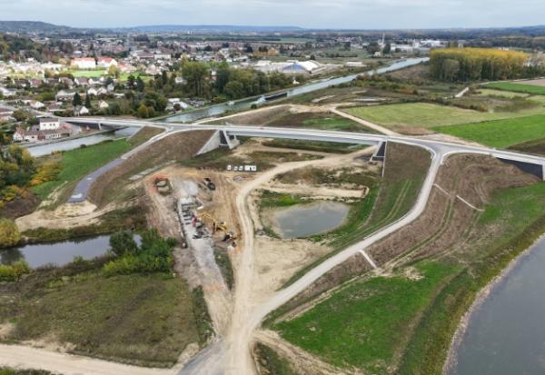 Vue d'une partie du chantier du canal Seine-Nord Euope, à Montmacq dans l'Oise, le 14 octobre 2025