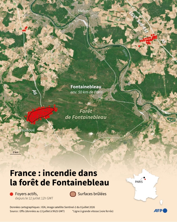 Carte de l'incendie qui a débuté dimanche 12 juillet 2026 dans la forêt de Fontainebleau (Seine-et-Marne), au sud-est de Paris