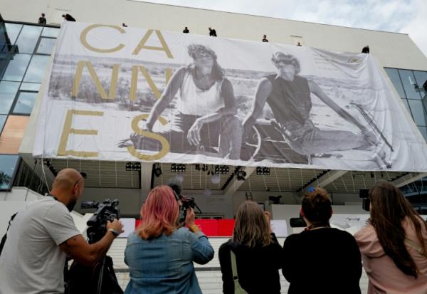 Déploiement de l'affiche officielle du 79e Festival de Cannes, le 10 mai 2026 à Cannes