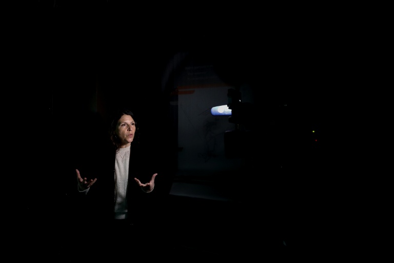 Isabelle Knafou, administratrice des Catacombes de Paris, lors d'un entretien avec l'AFP pendant la visite des travaux de restauration des Catacombes, le 24 mars 2026 à Paris