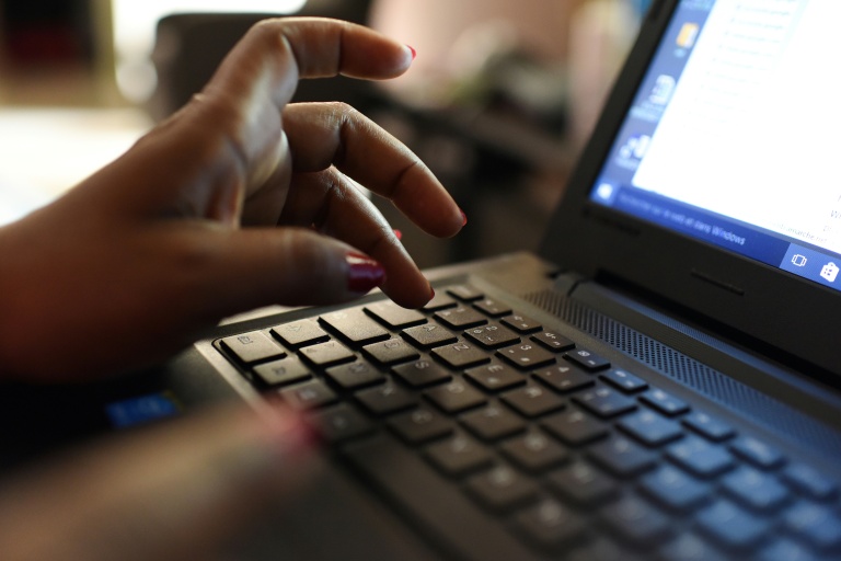 Moins de désinformation en ligne grâce à des attaques contre des centre de données russes...