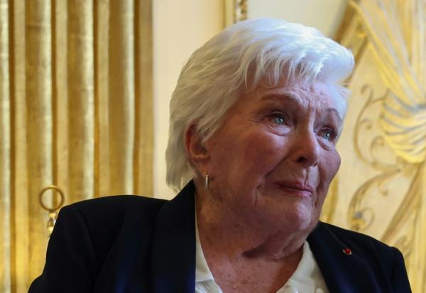 La chanteuse et comédienne française Line Renaud, lors d'une cérémonie organisée au ministère de la Culture, à Paris, le 12 mai 2025