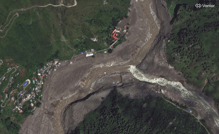 Image satellite publiée par Vantor le 27 août 2026 montrant le village de montagne de Syapru dans le district de Rasuwa dans le nord du Népal