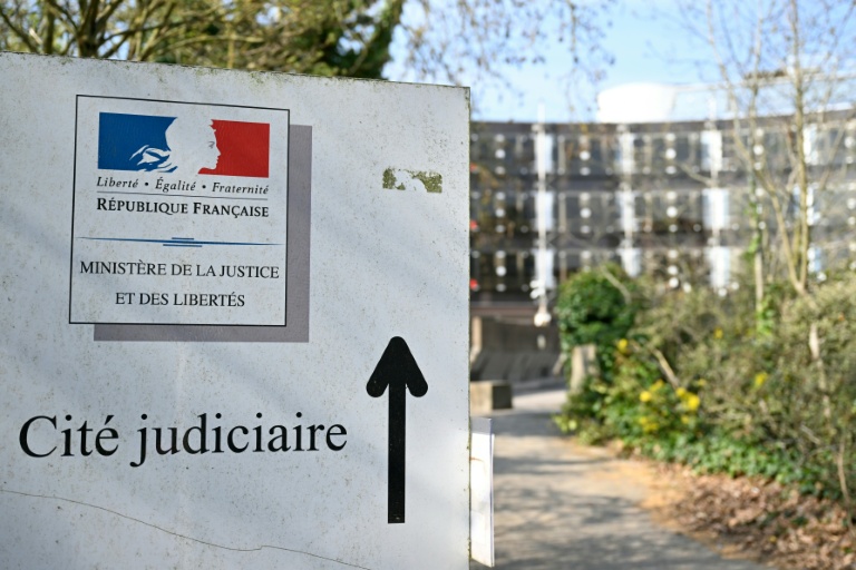 Le jugement sur le fond dans ce procès, initialement attendu le 27 mai, va vraisemblablement être reporté en attendant que la cour d'appel de Nancy se prononce sur ce point. 