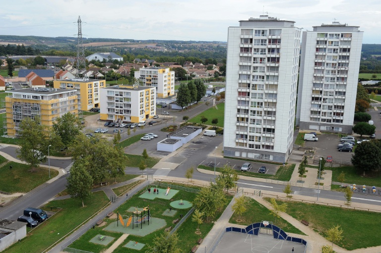 Un immigré sur cinq a été sans-papiers à un moment de son parcours et presque autant ont vécu sans domicile