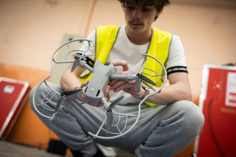 Un élève du lycée Louise Weiss, en spécialité bac professionnel Ciel (Cybersécurité, informatique et réseaux, électronique), à Sainte-Marie-aux-Mines, le 30 avril 2026