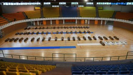 Les cercueils des migrants morts deux jours plus tôt après le naufrage de leur embarcation au large de la Calabre, dans le sud de l'Italie, à Steccato di Cutro, Italie, le 28 février 2023