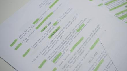 Un nouveau lot de documents publiés par le gouvernement américain concernant le délinquant sexuel notoire Jeffrey Epstein décédé, le 23 décembre 2025 à Washington