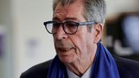 L'ancien maire de Levallois-Perret, Patrick Balkany, arrive au tribunal de Nanterre pour son procès pour détournement de fonds publics, le 7 avril 2026 dans les Hauts-de-Seine