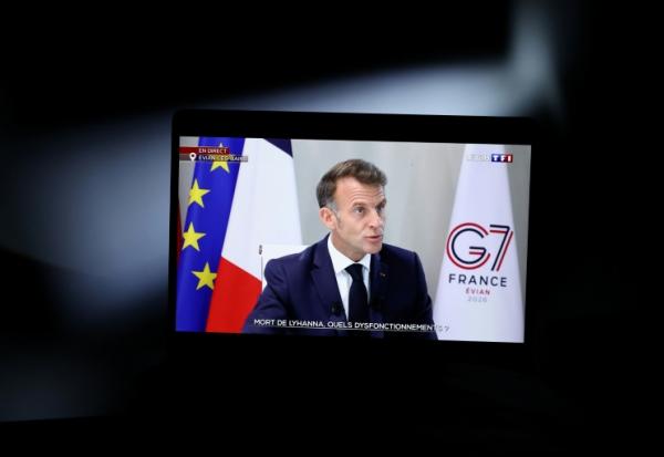 Emmanuel Macron interviewé sur la chaîne TF1 à Évian, le 15 juin 2026