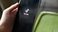 L'antenne française de l'ONG Amnesty International dénonce dans un rapport publié mardi l'effet "spirale" de l'algorithme du réseau social TikTok
