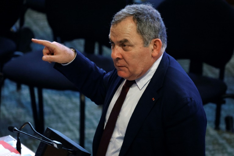 L'ancien maire du 16e arrondissement de Paris et sénateur Francis Szpiner à l'hôtel de ville de Paris le 12 décembre 2023
