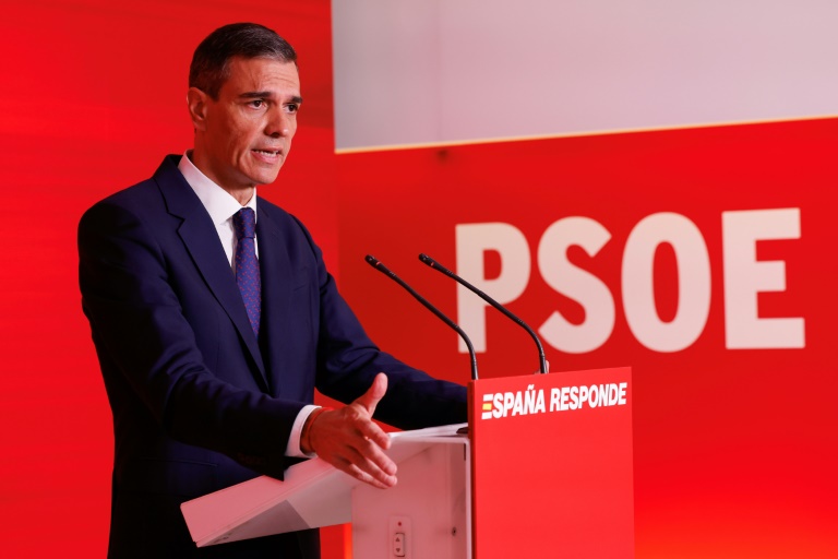Le Premier ministre espagnol Pedro Sanchez lors d'une conférence de presse au siège du PSOE, le 12 juin 2025 à Madrid