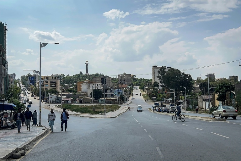 Des rues de Mekele après la prise de contrôle d'aéroports de la région par les rebelles tigréens, le 23 septembre 2026 en Ethiopie