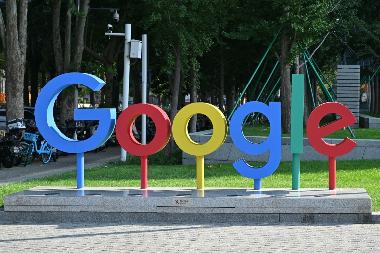 Faux avis sur internet: Google affirme qu'il 