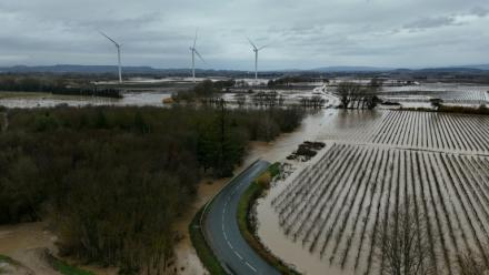 Vue aérienne des inondations à Coursan, dans l'Aude, en raison de la crue de l'Aude provoquée par des pluies torrentielles, le 19 janvier 2026 