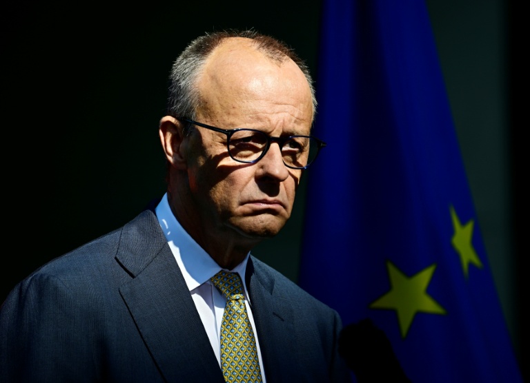 Le chancelier allemand Friedrich Merz lors d'une conférence de presse à Berlin, le 2 juillet 2026