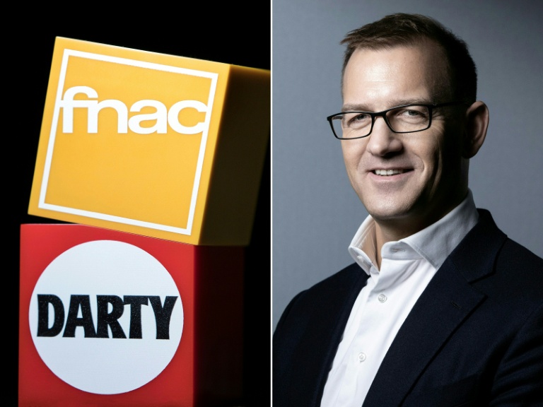 Montage de photos, du 26 janvier 2026, montrant le logo de la Fnac et de Darty et un portrait de   l'homme d'affaires tchèque Daniel Kretinsky