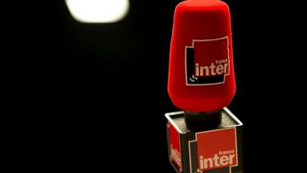 La rédaction de France Inter se dresse contre l'arrivée d'un responsable de Valeurs actuelles comme éditorialiste en cette rentrée, qui ravive le débat enflammé sur le pluralisme de l'audiovisuel public après la récente commission d'enquête Alloncle
