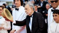 Francis Ford Coppola, au centre, le 16 mai 2024, à Cannes, dans les Alpes-Maritimes