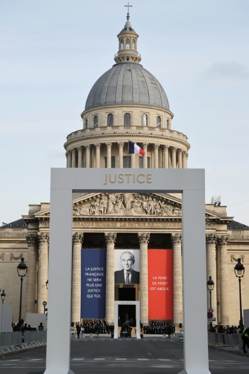 Une répétition a lieu à la veille de l'entrée au Panthéon de l'ancien avocat et ministre de la Justice Robert Badinter, le 8 octobre 2025 à Paris 