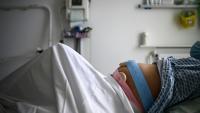 La France doit-elle reconnaître une décision de justice étrangère validant la filiation entre les parents d'intention et un enfant né d'une gestation pour autrui (GPA), alors que cette méthode de procréation reste interdite dans l'Hexagone ? 