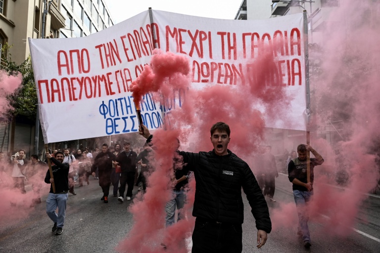 Manifestation contre le coût élevé de la vie à Thessalonique, en Grèce, le 21 octobre 2026