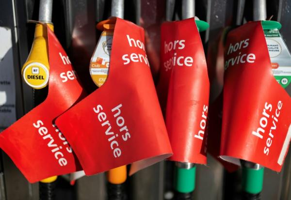 Pompe à essence en rupture de carburants dans une station TotalEnergies à Quimper (ouest de la France), le 23 septembre 2026