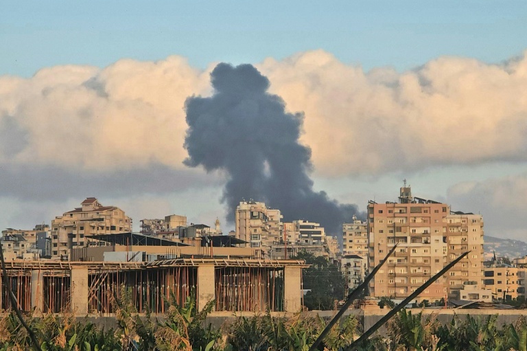 Après un bombardement israélien, à Tyre dans le sud du Liban le 16 mai 2026