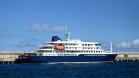 Le navire de croisière MV Hondius, touché par un foyer d'hantavirus, est amarré dans le port de Granadilla de Abona, sur l'île de Ténérife, dans les îles Canaries (Espagne), le 11 mai 2026