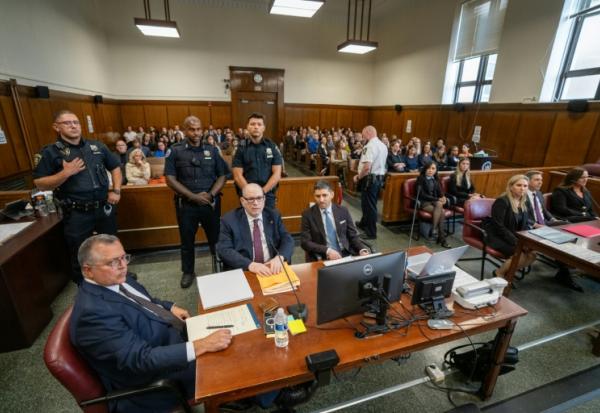 L'ancien producteur de Hollywood Harvey Weinstein devant un tribunal de New York, le 23 septembre 2026 