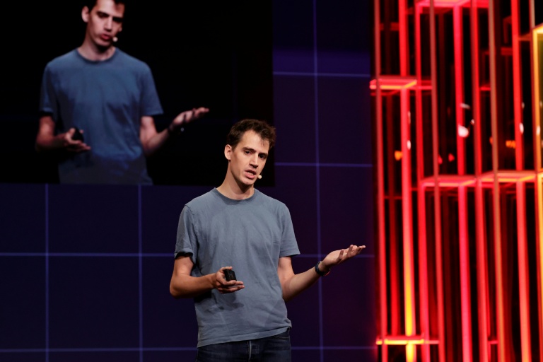 Arthur Mensch, patron de la start-up d'IA Mistral, à la conférence sur l'intelligence artificielle organisée au Carrousel du Louvres à Paris le 28 mai 2026 