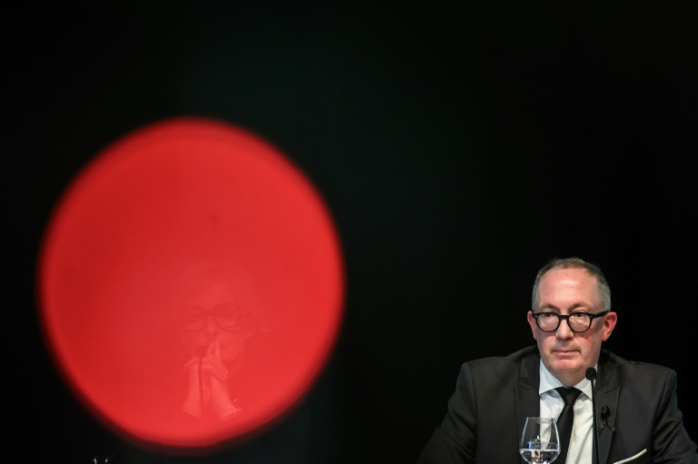 Le maire de Crans-Montana Nicolas Féraud  lors d'une conférence de presse tenue dans la station suisse, le 6 janvier 2026