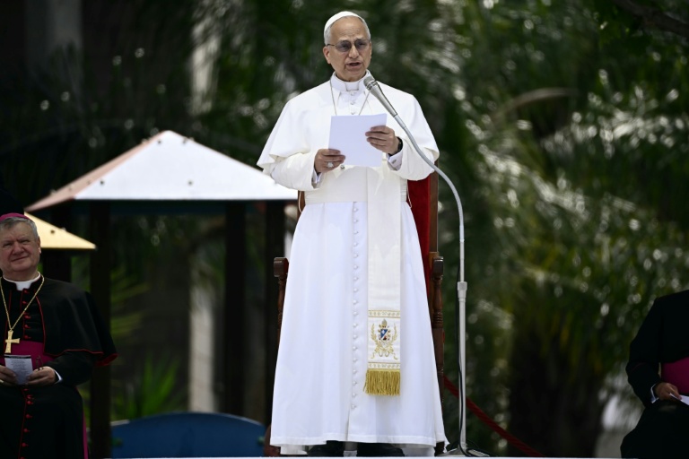 Le pape Léon XIV à Acerra, près de Naples, le 23 mai 2026