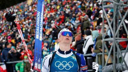 Le biathlète français Eric Perrot, médaillé d'argent de l'individuel, aux JO de Milan Cortina, le 10 février 2026 à Anterselva
