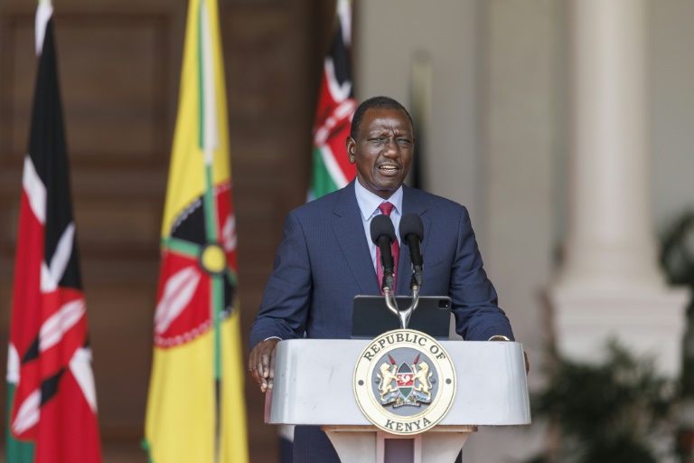 Le président du Kenya, Wiliiam Ruto, s'exprime lors d'une conférence de presse à Nairobi, le 04 juillet 2024