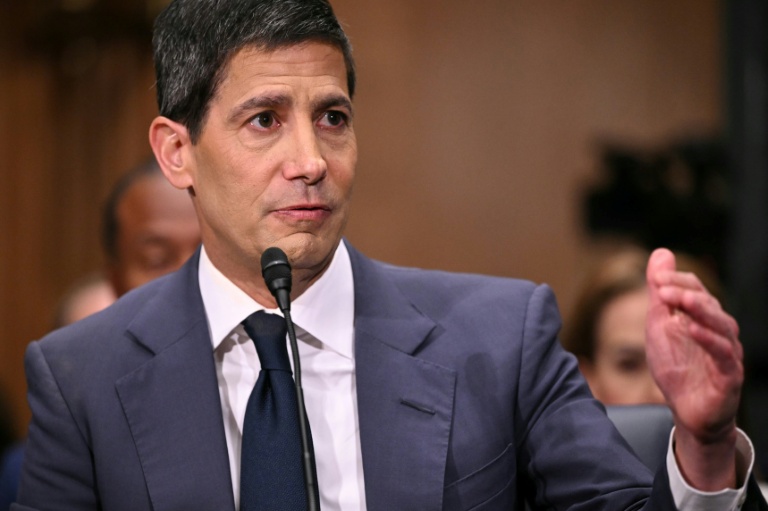 Kevin Warsh, pressenti comme prochain président de la Fed, le 21 avril 2026 lors d'une audition au Sénat 