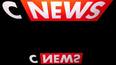 L'Arcom, a épinglé CNews pour la "prédominance" sur la chaîne, dans le giron de Vincent Bolloré, d'un "même courant de pensée et d'opinion" sur la sécurité, la guerre en Ukraine, l'immigration ou l'islam